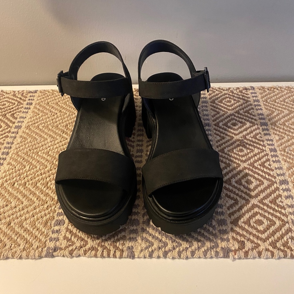 Torrid Lug Bottom Sandals Black